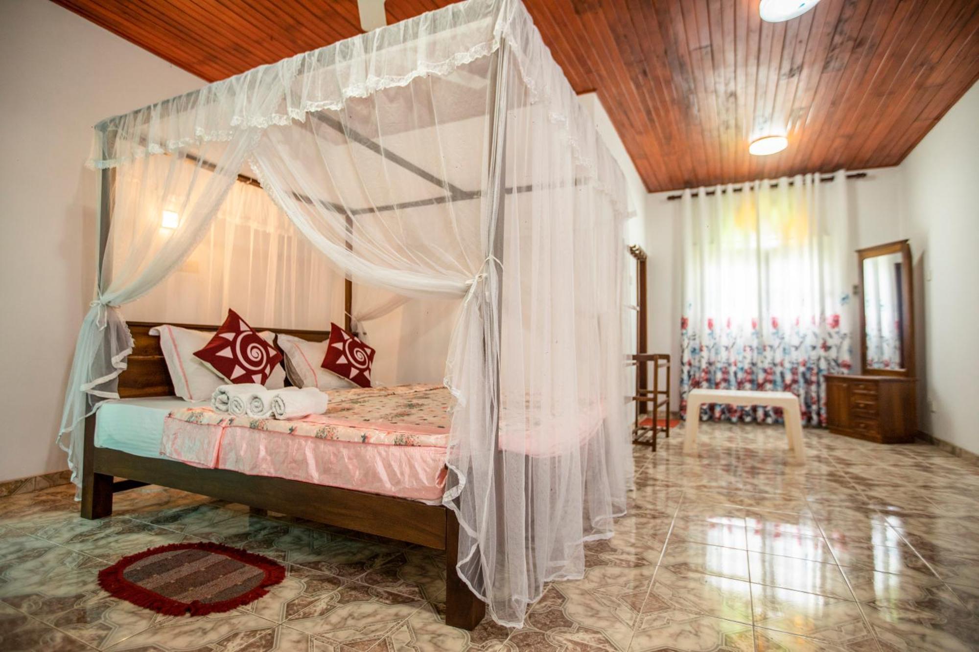 Three Shades Bed and Breakfast Galle Buitenkant foto