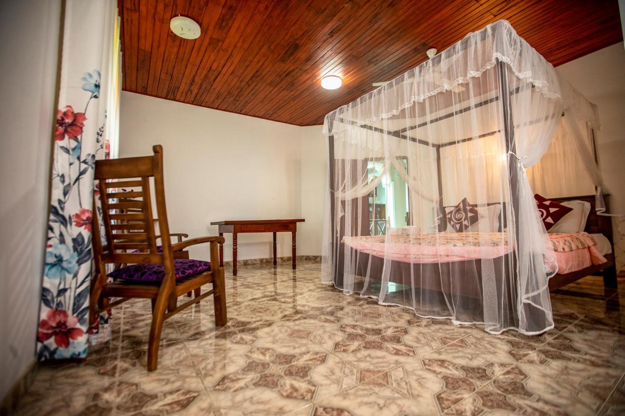 Three Shades Bed and Breakfast Galle Buitenkant foto