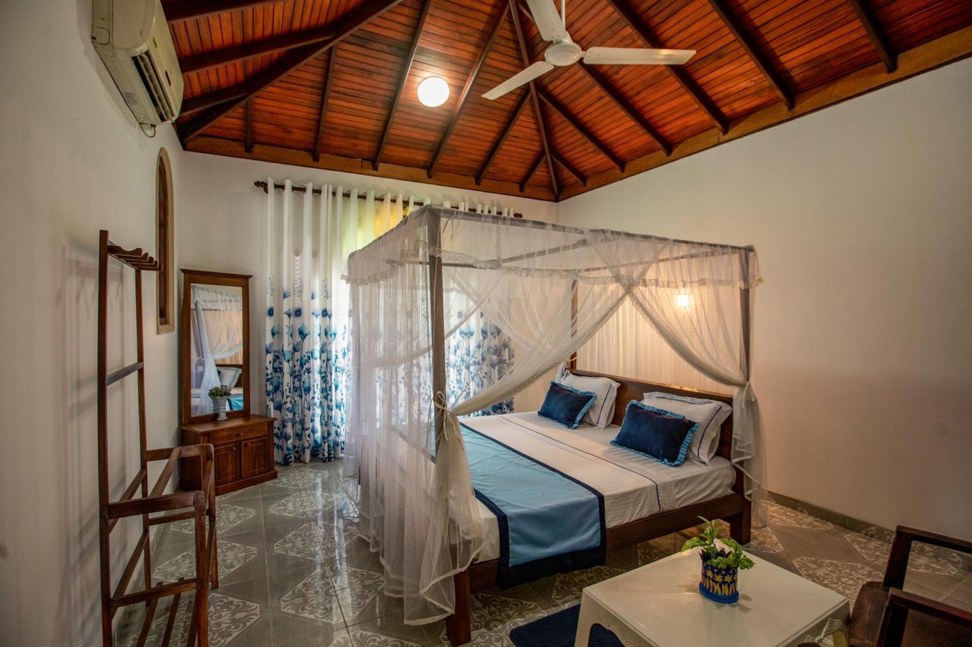 Three Shades Bed and Breakfast Galle Buitenkant foto