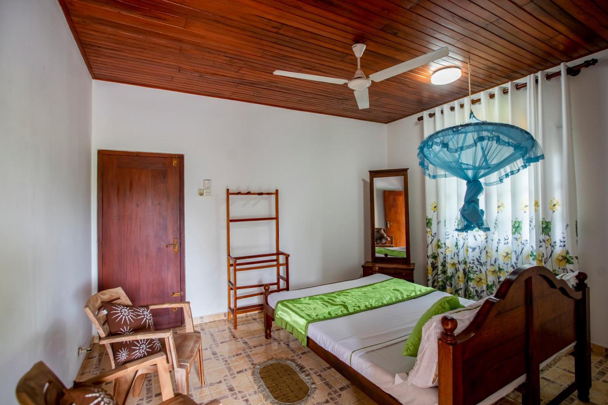Three Shades Bed and Breakfast Galle Buitenkant foto